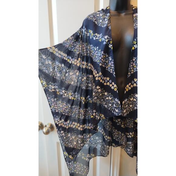 Ext 1946 Navy Blue Floral Kimono One Size for Women - Picture 2 of 8